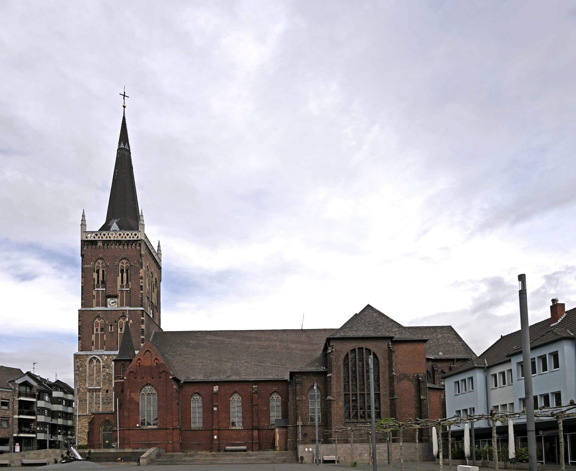 Pfarrkirche St. Peter und Paul am Markt in der Altstadt von Eschweiler